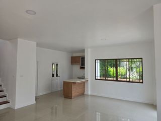 For sale 3 bedrooms house in Mueang Nonthaburi, Nonthaburi
