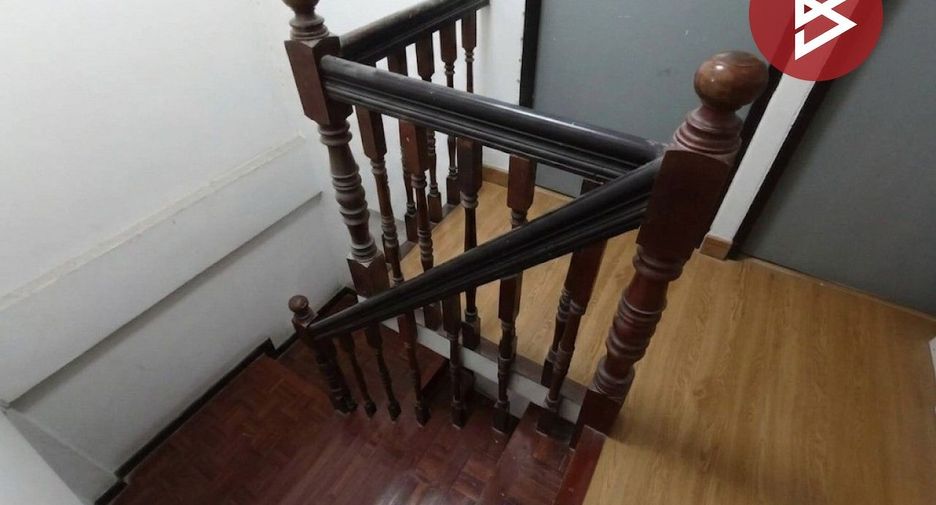 For sale 3 bedrooms townhouse in Thung Khru, Bangkok