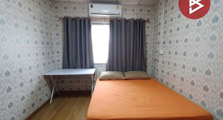 For sale 3 bedrooms townhouse in Thung Khru, Bangkok