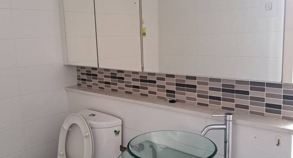 For sale 2 ベッドルーム condo in Pak Kret, Nonthaburi