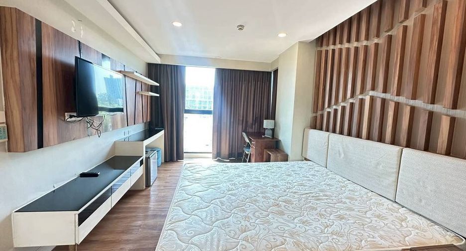 For rent 2 bedrooms condo in Bang Lamung, Chonburi