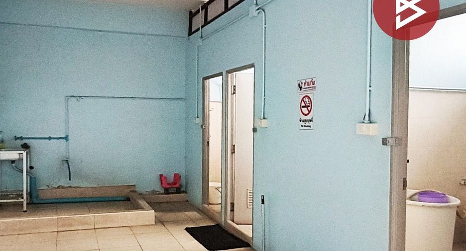 For sale 18 bedrooms retail Space in Bang Phlat, Bangkok