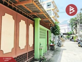 For sale 18 bedrooms retail Space in Bang Phlat, Bangkok