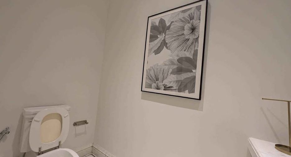 Wohnung zur Miete mit 3 Zimmer in Pathum Wan, Bangkok