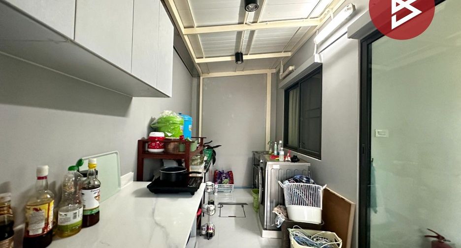 For sale 3 bedrooms townhouse in Bang Phli, Samut Prakan