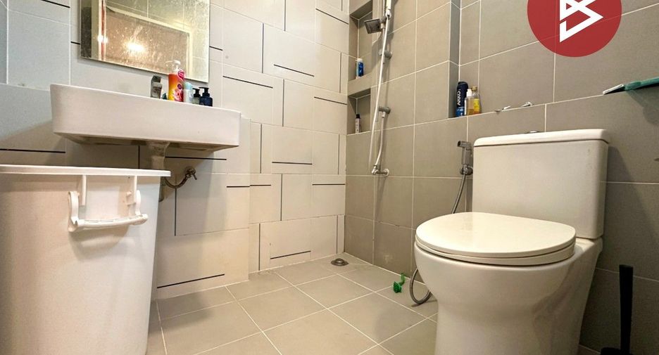 For sale 3 bedrooms townhouse in Bang Phli, Samut Prakan