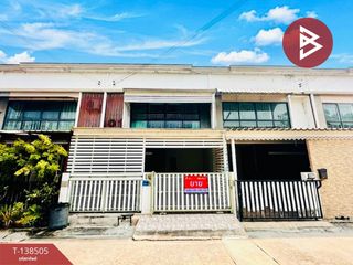 À vendre 3 chambres maison de ville à Sam Phran, Nakhon Pathom