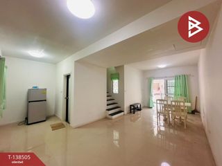 À vendre 3 chambres maison de ville à Sam Phran, Nakhon Pathom