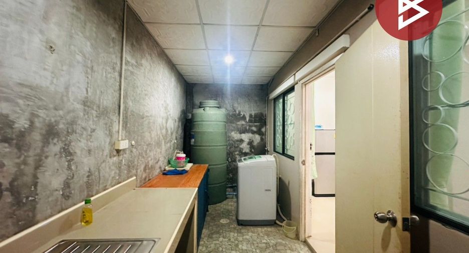 Продажа 3 спальни таунхаус в Sam Phran, Накхонпатхом