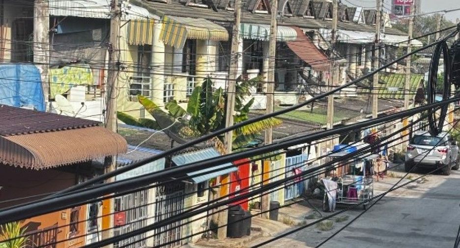 À vendre 3 chambres maison de ville à Mueang Kanchanaburi, Kanchanaburi