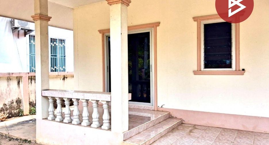 Haus zum Kauf mit 1 Zimmer in Laplae, Uttaradit