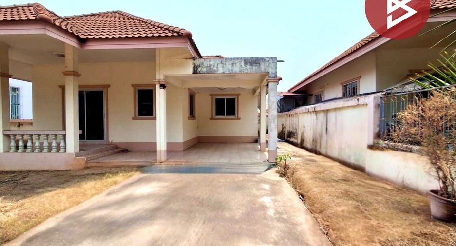 Haus zum Kauf mit 1 Zimmer in Laplae, Uttaradit