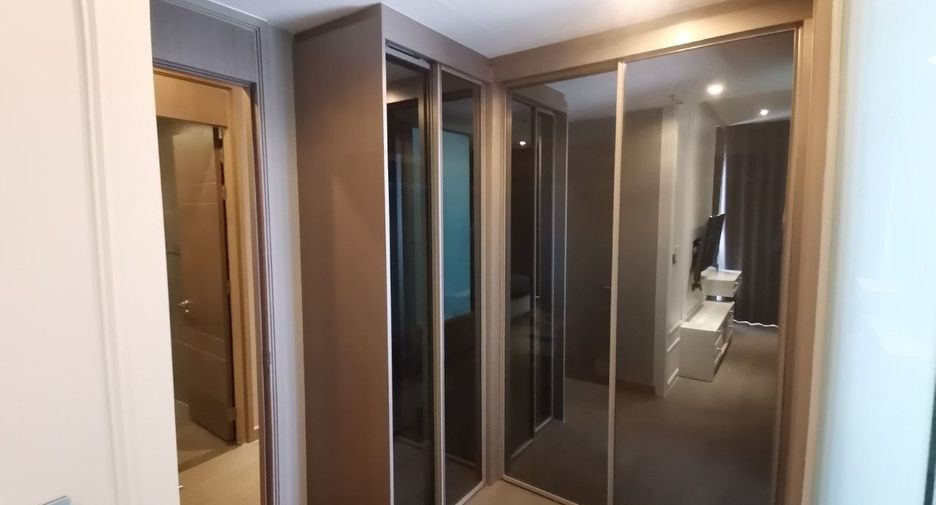 À louer 2 chambres condo à Watthana, Bangkok