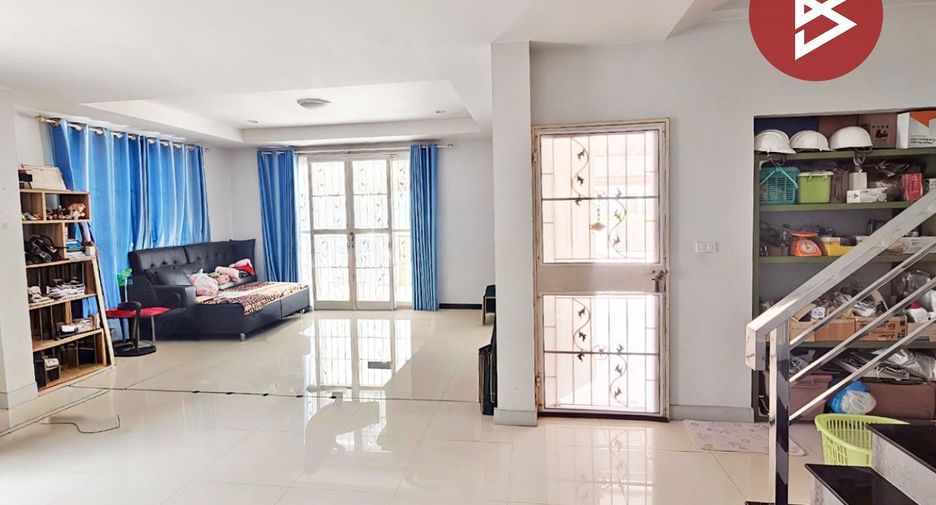 For sale 3 bedrooms house in Mueang Chachoengsao, Chachoengsao