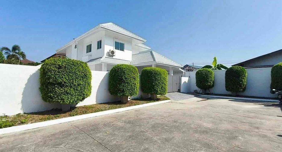 For rent 5 ベッドルーム villa in East Pattaya, Pattaya