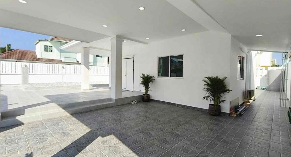 For rent 5 ベッドルーム villa in East Pattaya, Pattaya