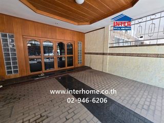 For sale 2 ベッドルーム townhouse in Khlong San, Bangkok