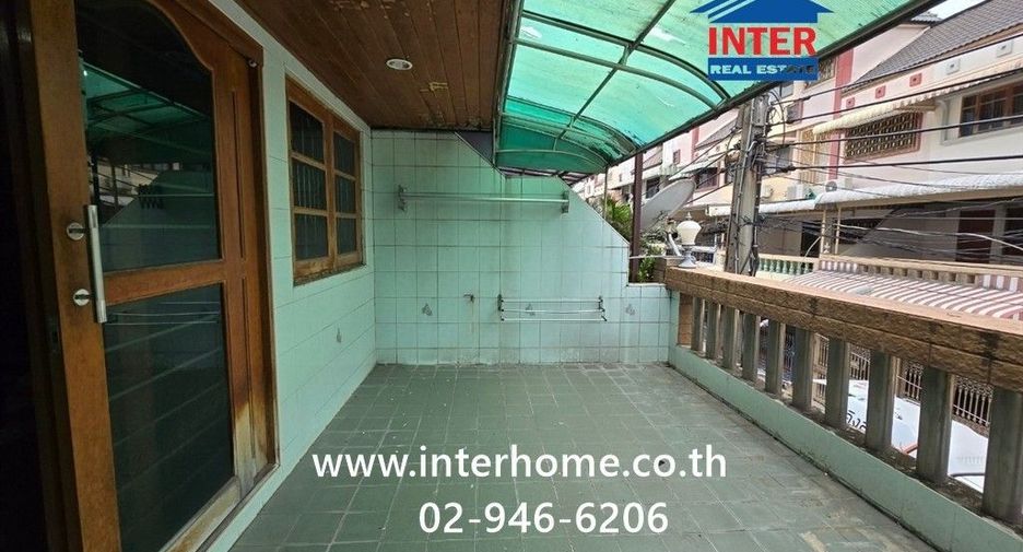 Reihenhaus zum Kauf mit 2 Zimmer in Khlong San, Bangkok