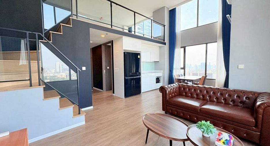 For sale 2 bedrooms condo in Huai Khwang, Bangkok