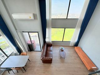 For sale 2 bedrooms condo in Huai Khwang, Bangkok