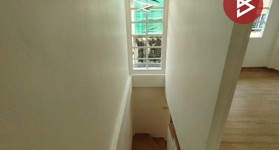 Продажа 2 спальни таунхаус в Bang Bua Thong, Нонтабури