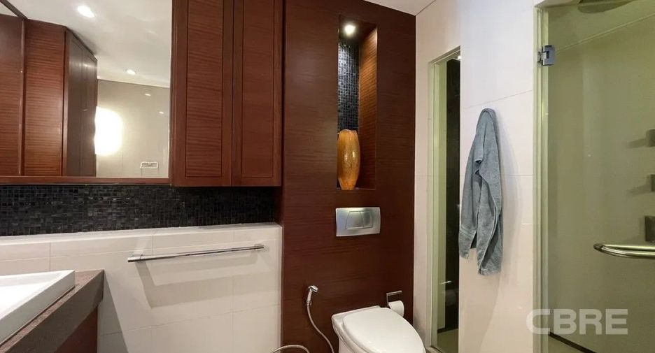 Condo en venta de 4 habitaciones en Khlong Toei, Bangkok