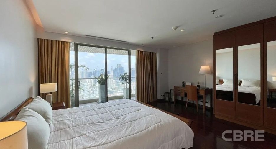 Condo en venta de 4 habitaciones en Khlong Toei, Bangkok