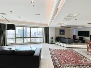For sale 4 bedrooms condo in Khlong Toei, Bangkok
