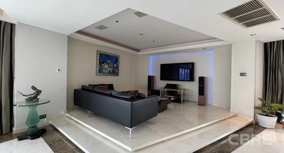 Condo en venta de 4 habitaciones en Khlong Toei, Bangkok