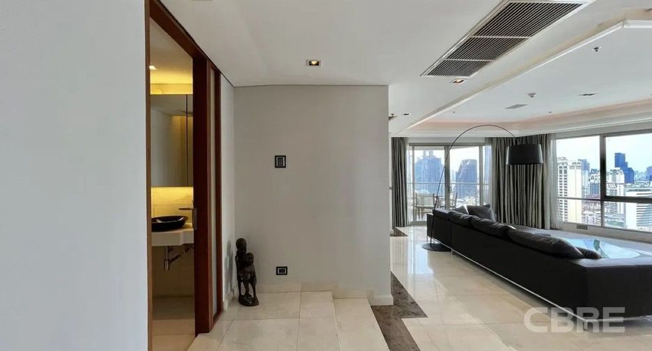 Condo en venta de 4 habitaciones en Khlong Toei, Bangkok