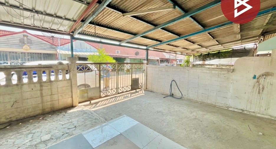 Reihenhaus zum Kauf mit 2 Zimmer in Mueang Saraburi, Saraburi