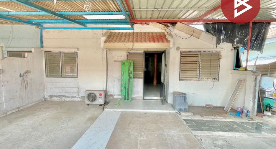 Reihenhaus zum Kauf mit 2 Zimmer in Mueang Saraburi, Saraburi