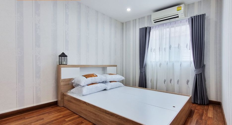 À vendre 3 chambres maison de ville à Suan Luang, Bangkok
