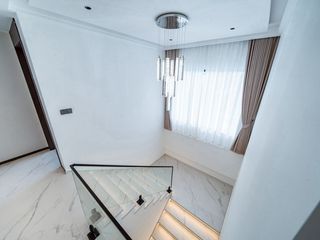For sale 6 ベッドルーム villa in Bang Lamung, Chonburi