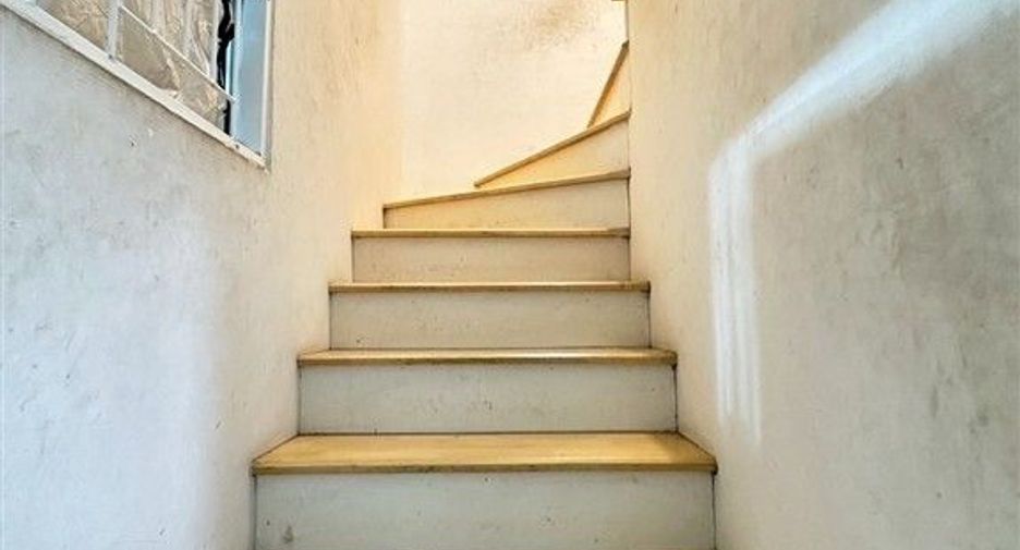 For sale 3 bedrooms townhouse in Mueang Pathum Thani, Pathum Thani