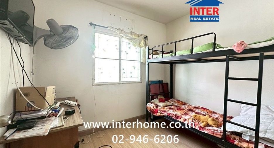 For sale 3 bedrooms townhouse in Mueang Pathum Thani, Pathum Thani