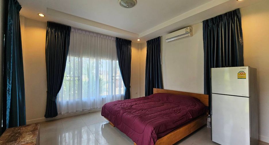 For rent 3 bedrooms villa in Bang Lamung, Chonburi