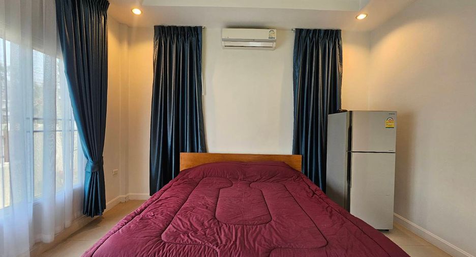 For rent 3 bedrooms villa in Bang Lamung, Chonburi