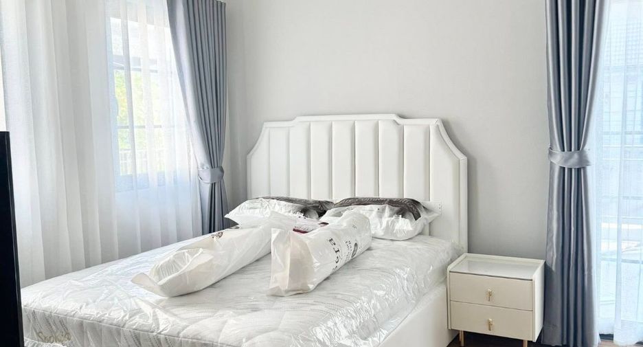 Haus zur Miete und zum Kauf mit 4 Zimmer in Bang Phli, Samut Prakan