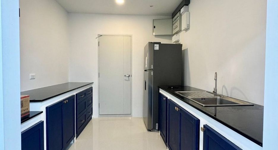 Haus zur Miete und zum Kauf mit 4 Zimmer in Bang Phli, Samut Prakan