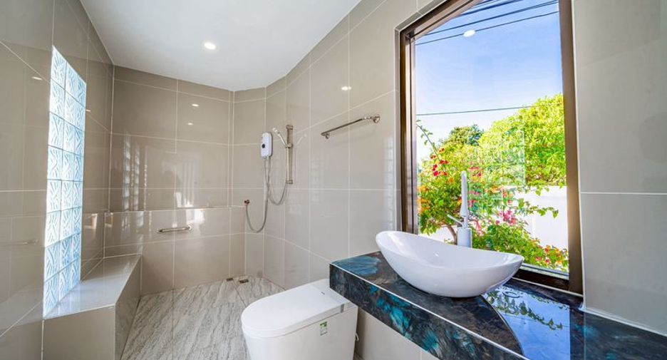 À vendre 5 chambres villa à Bang Lamung, Chonburi