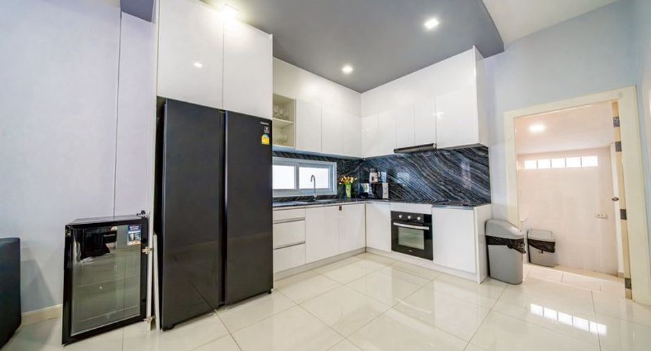 Villa zum Kauf mit 5 Zimmer in Jomtien, Pattaya