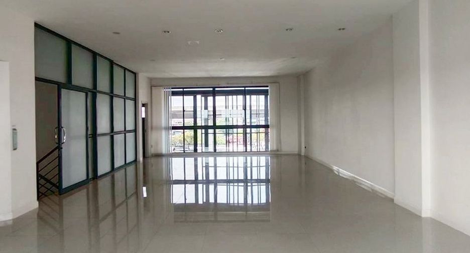 出租 和 出售 办公室 在 Bang Phli, Samut Prakan