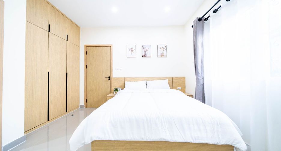 Villa en venta de 5 habitaciones en Bang Lamung, Chonburi