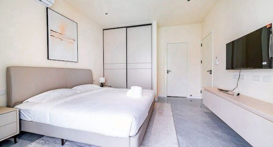 For sale 6 bedrooms villa in Bang Lamung, Chonburi