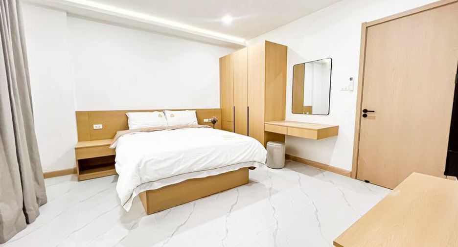 Villa en venta de 5 habitaciones en Bang Lamung, Chonburi