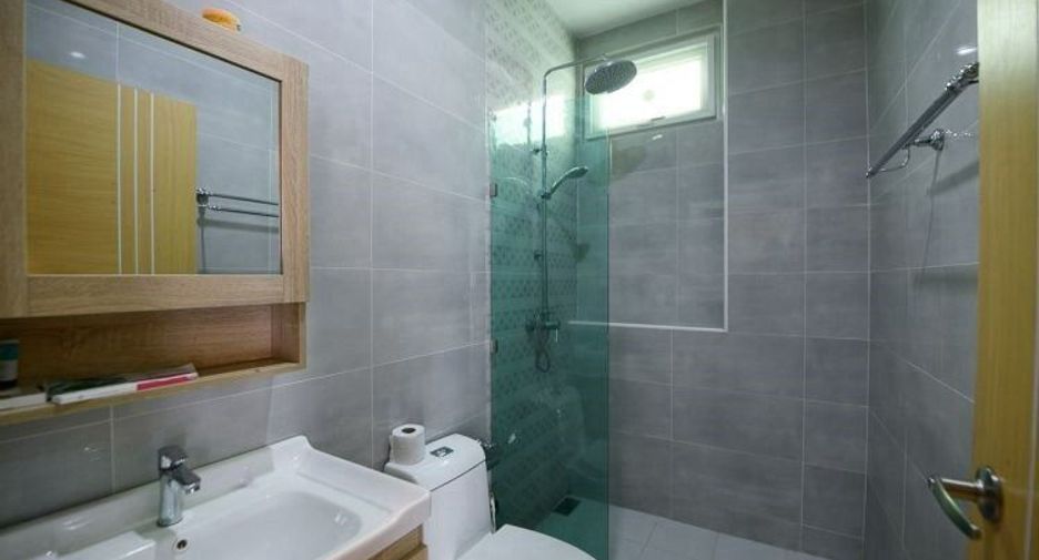 Villa zum Kauf mit 5 Zimmer in Bang Lamung, Chonburi