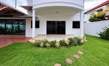 For sale 4 bedrooms villa in Bang Lamung, Chonburi