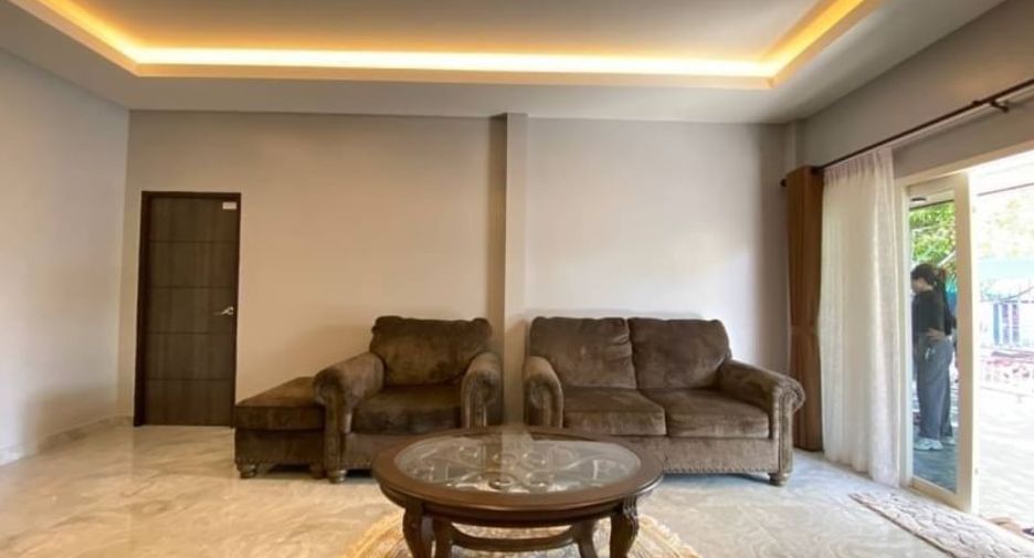 For sale 3 bedrooms house in Jomtien, Pattaya