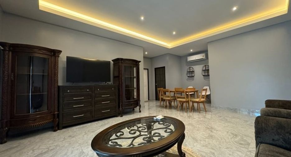 For sale 3 bedrooms house in Jomtien, Pattaya